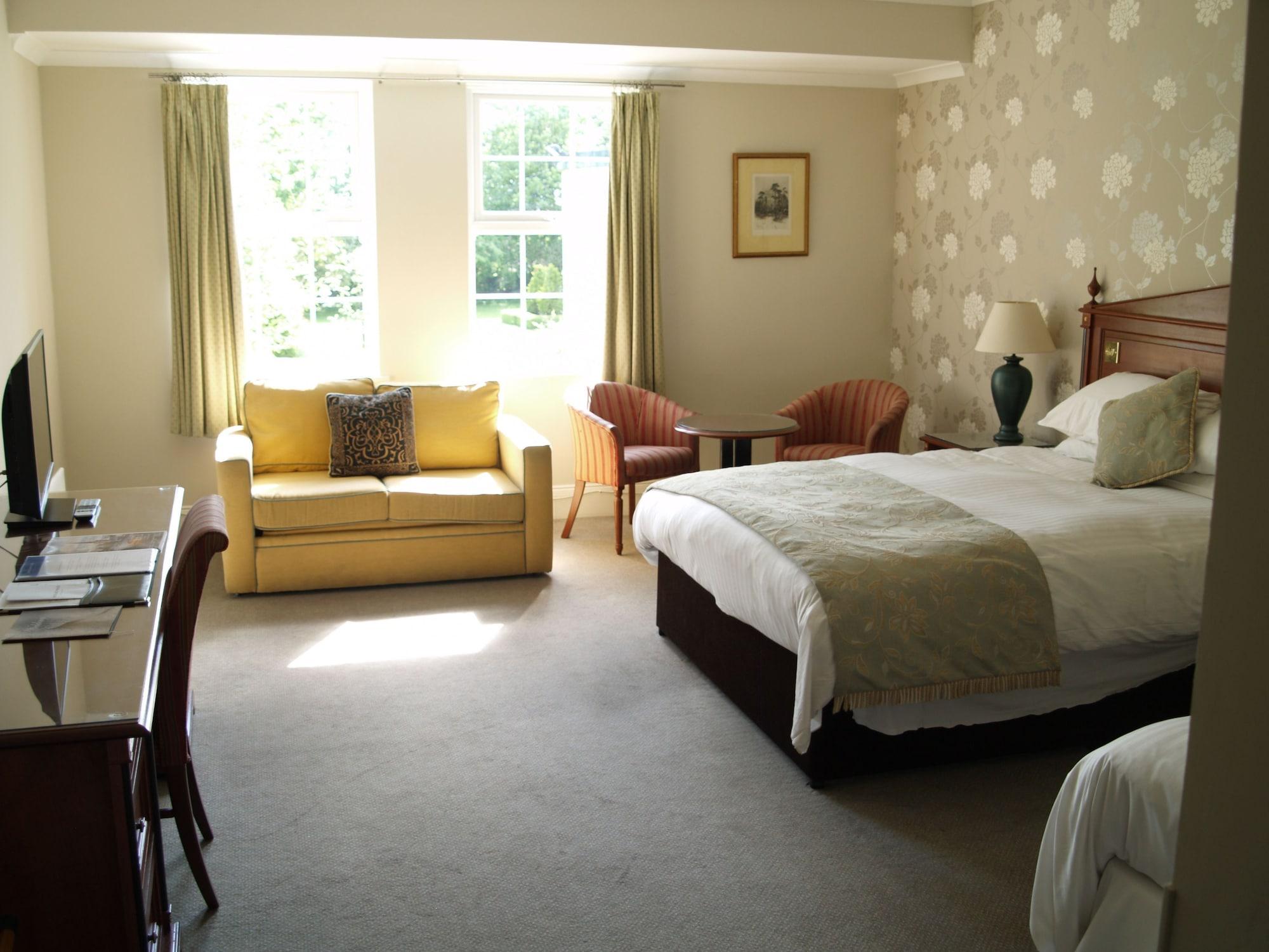 Woodland Manor Hotel Bedford Exterior foto