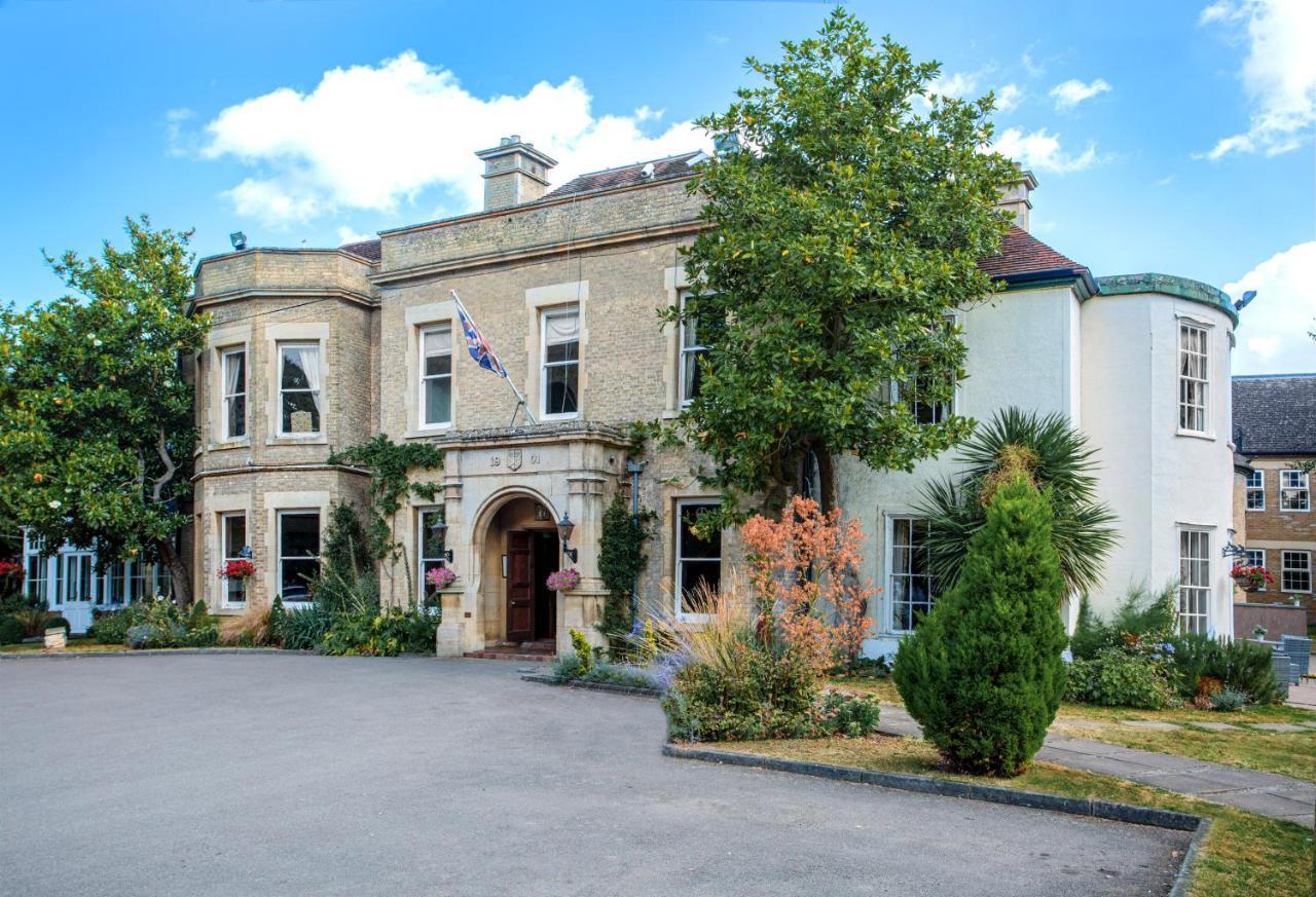 Woodland Manor Hotel Bedford Exterior foto